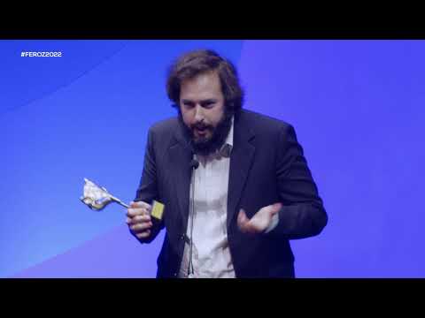 FEROZ 2022: Urko Olazábal entrega el Premio Feroz Cinetools a mejor tráiler a 'La abuela'
