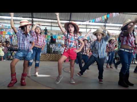 Alô Galera de Cowboy - Festa Junina CDHC 2017