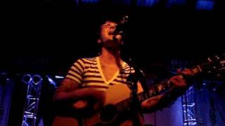 secondhand serenade concert - half alive.