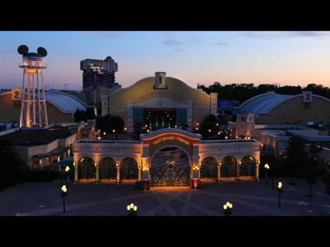 Walt Disney Studios Park | Entrance | Nighttime BGM Loop