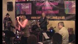 Berry Ray and Andrea Harrington misbehaven with the Dave Cottle Trio at Swansea Jazzland 31.8.11.wmv