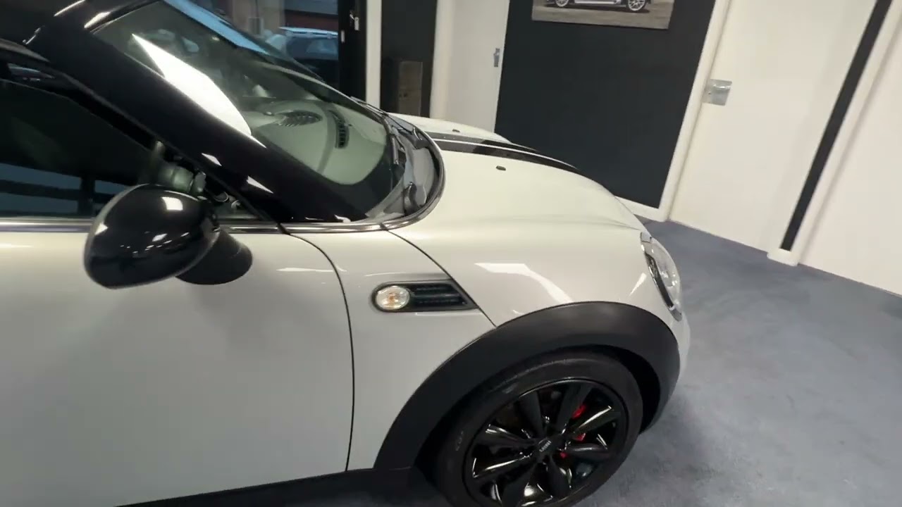 2015 MINI COOPER COUPE WHITE SILVER METALLIC