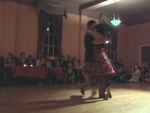  Luciana Valle  and  Alex Krebs  are  dancing  to  the  milonga  "  Campo Afuera  "  by  Rodolfo Biagi