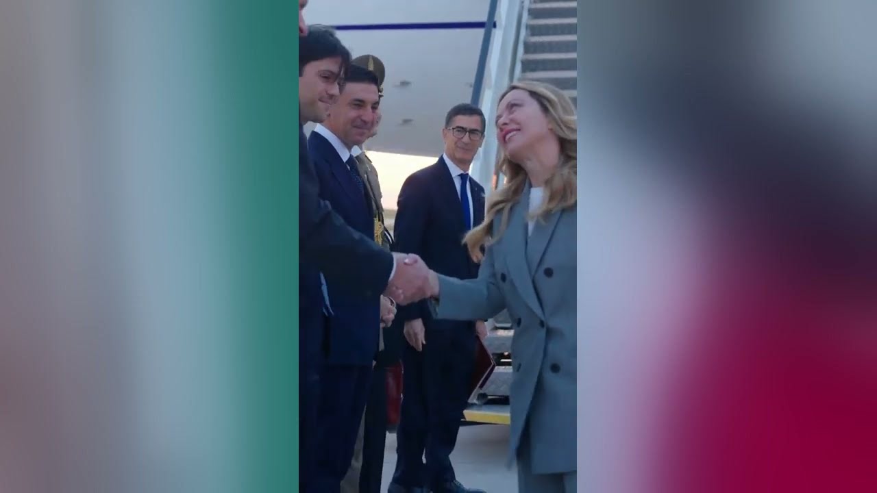 LA PREMIER GIORGIA MELONI ATTERRA A PRAGA