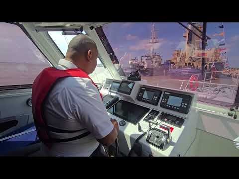 Spostamenti fluviali più facili per i capitani delle imbarcazioni presso il nuovo ponte sul fiume...