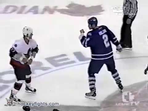Wade Belak vs Dennis Bonvie