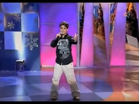 1ª Actuación de Abraham Mateo (8 años) en Menuda Noche