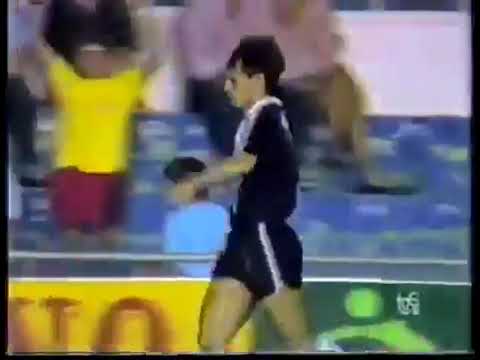 Aguinaldo Luiz Sorato (Vasco) - 27/08/1989 - Nacional-URU 0x2 Vasco - 1 gol