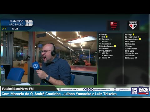 De pênalti, Reinaldo marca o terceiro gol do São Paulo