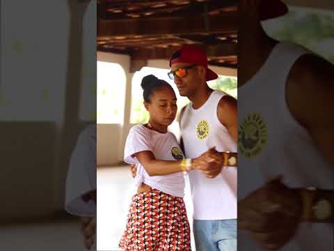 LETHICIA ANTUNES E LYDIO NETO DANÇANDO FORRÓ ROOTS