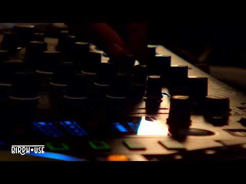 Douglas Greed @ Birdhouse