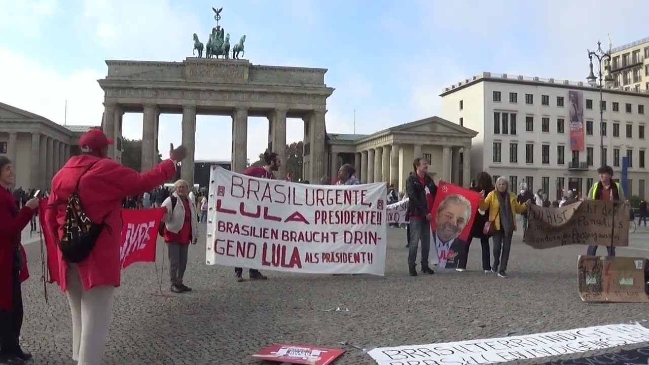 Lula2022 - Lula Presidente - Berlin supports Brasil