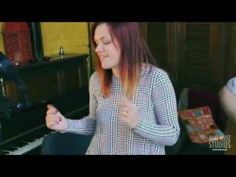 Kat Eaton Live 'Giving It Up' (Acoustic) at Yellow Arch Studios