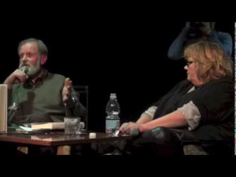 Desa Muck in Karel Gržan "Le kaj počne Bog v nebesih, ko je na zemlji toliko trpečih?" - YouTube