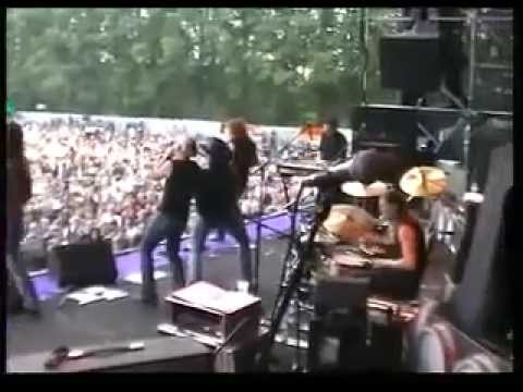 KICKHUNTER - MADHOUSE ( Live 2003 @ Tour with Deep Purple & Lynyrd Skynyrd )