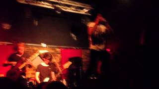 Light Up The Sky - Bring It On (LIVE)