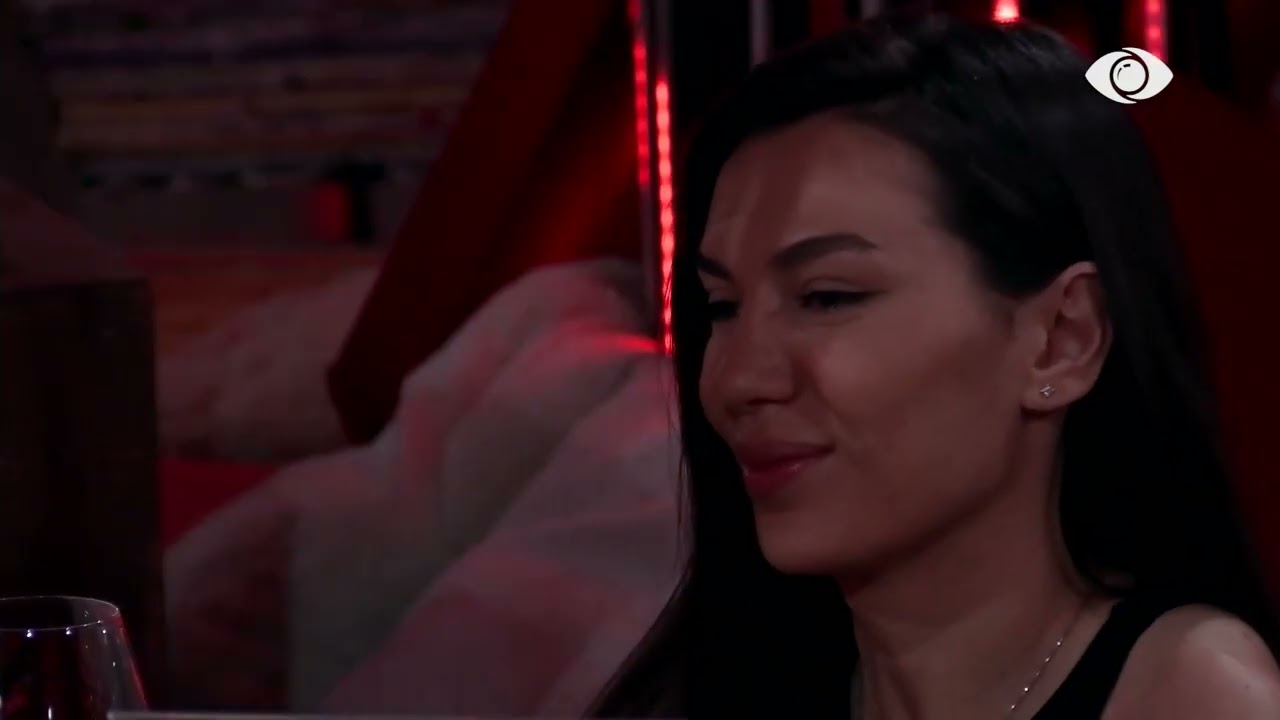 “Nuk e kuptoj pse më kanë frikë”/ Laerti flet me Olën për banorët