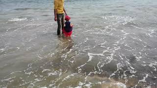 preview picture of video 'Enjoy with daughter at div nagva beach'