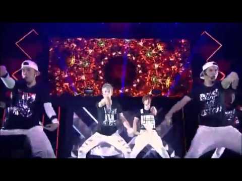 [DVD] 2013 CROSS GENE JAPAN LIVE -WITH U- 15.(M14. La-Di Da-Di (Japanese Ver.))