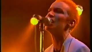 Eurythmics The Walk Live 1983