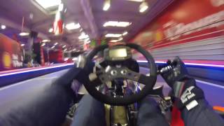 Sainz y su clase magistral de como conducir un kart al límite