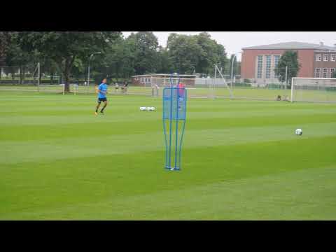 Hertha trainiert das Aufbauspiel im 4-2-3-1