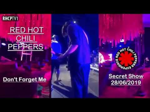Red Hot Chili Peppers - Secret Show (East Hampton, NY) (28/06/2019)