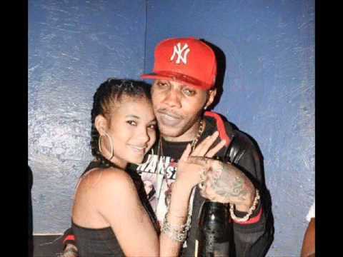Vybz Kartel - She so Pretty / Sexy Bak Riddim