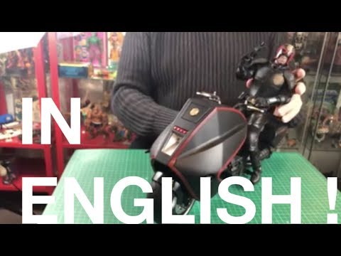 TOYS TRACKER : unboxing JUDGE DREDD'S LAWMASTER 1/6. In English !