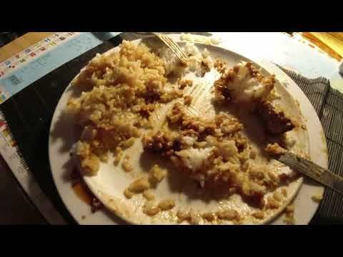 MongoTV_12377 - ENGLISH VLOG - Tuesday 8.30 PM - Eating Meatballs With Rice - 9.674 Video To Go