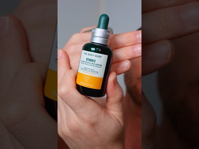 Vídeo relacionado con The Body Shop Vitamina C - Suero Brillo para Ojos 10ml
