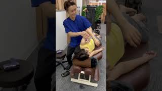 【飯田橋OTA整体院】 #ボキボキ整体 #shorts