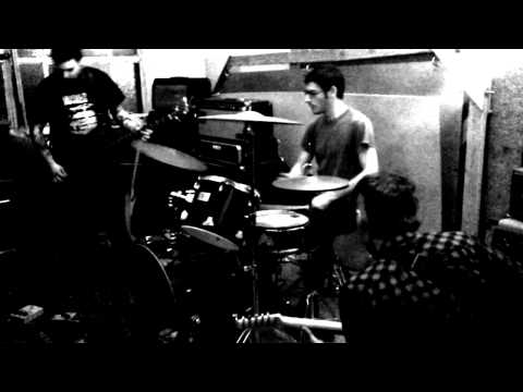 GÖZER - Assault on Precinct 13