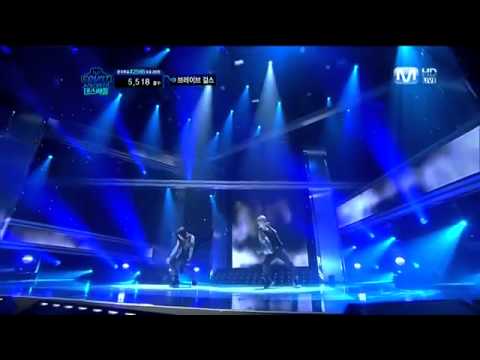 110825 Block B - Dance Battle