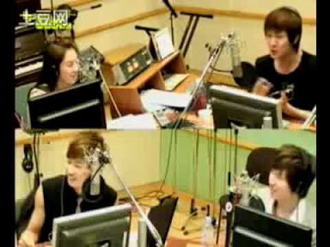 100405 [3/12] Sukira Full Bora - Onew and Eunhyuk