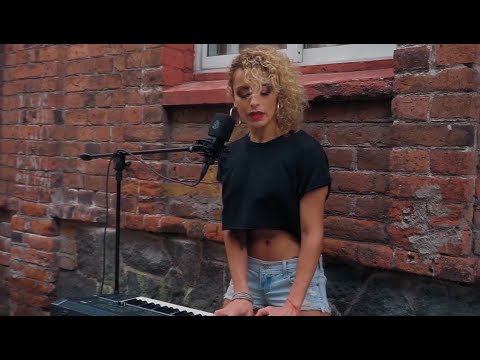 Chela Rivas Feat. Tony Dark Eyes - Nada