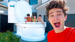 LAST TO LEAVE GIANT TOILET WINS $10,000!!