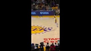 Download lagu Rondo with the halfcourt lob 👀🍿 | #Shorts mp3 Download lagu Rondo with the halfcourt lob 👀🍿 | #Shorts mp3