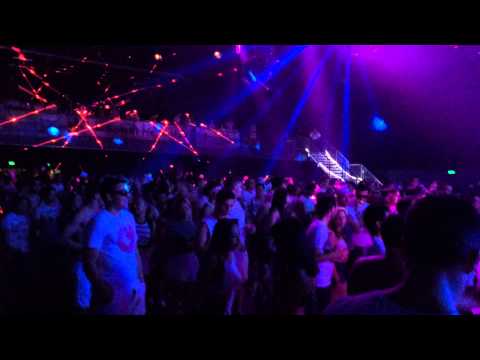 Patterson & Askew vs. Porter & Weston - Stroking The Tesla For Effect (Ian Standerwick Mashup)