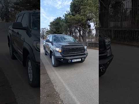 Toyota Tundra Crewmax Удлиненная кабина.
