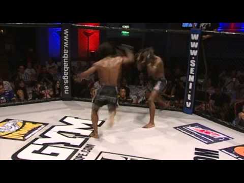 UCMMA - It's gunna go off in the cage