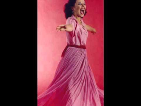 Videoclip de Pé sem cabeça — Elis Regina
