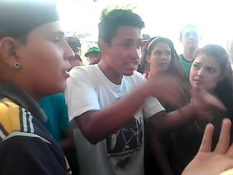 Ken zingle vs LinajeMc En el parque del este.