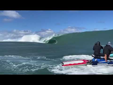 Teahupoo Code Red II | Eimeo Czermak | July 13 2022