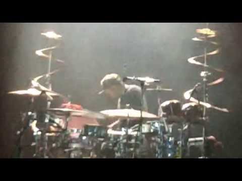 SERIOUS DRUM SOLO @D'ANGELO IN TORONTO @ THE SOUND ACADEMY