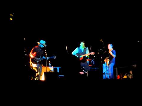 Phil Cody & band - Play it all night long - Live