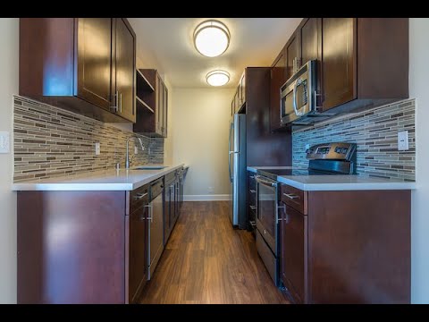 Beautiful and Modern 2-Bedroom Apartment home AVAILABLE NOW at The Henley in Glendale, CA