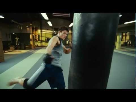 Nikad Ne Odustaj/Never Back Down - Officall Trailer (2008)