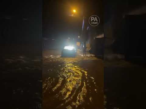 Represa estoura e alaga casas em Silvianópolis (MG)