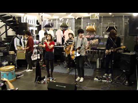 Cabana Café - Bem Te Vi  (American Apparel 27/05/11)